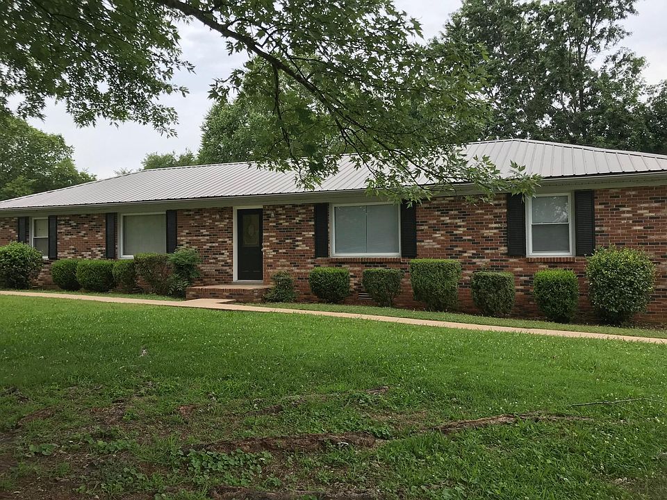1st image of 2570 Dixon Ct #A