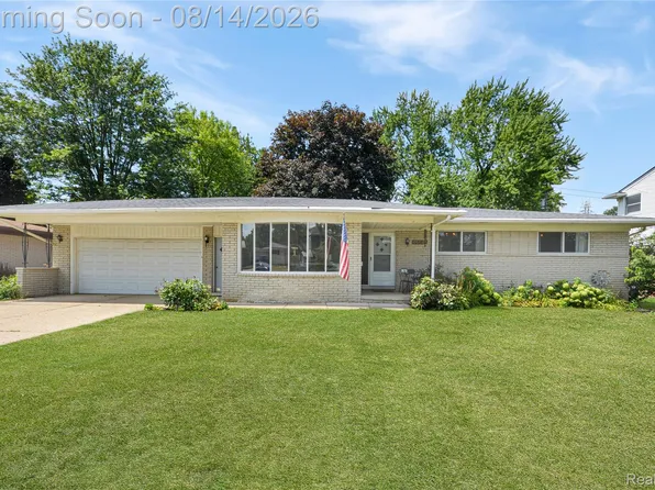45545 Remer Ct, Utica, MI 48317