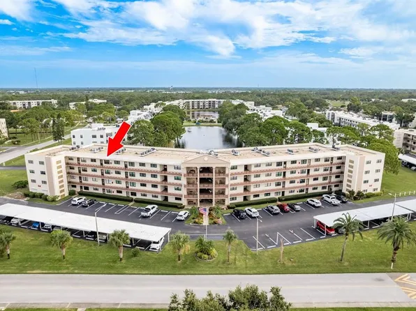 7975 58th Ave N Unit 403, Saint Petersburg, FL 33709