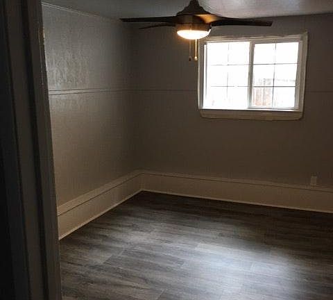 4th image of 284 Donohoe St