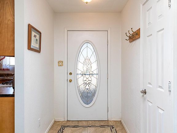 4th image of 5506 Foothills Dr