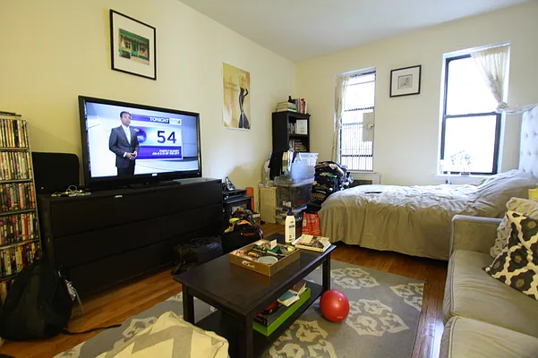 Rented by Compass | media 3