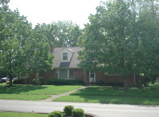 105 Grandview Dr, Cynthiana, KY 41031