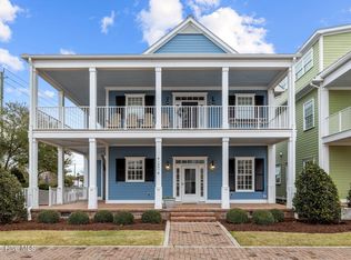 1001 Village Ln #A, Beaufort, NC 28516