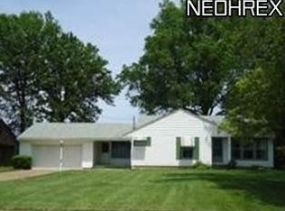 2728 Skyline Dr, Lorain, OH 44053