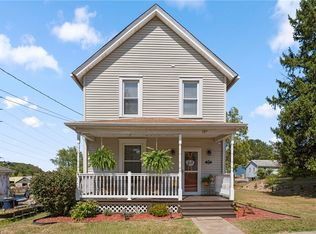 107 E School St, Mars, PA 16046