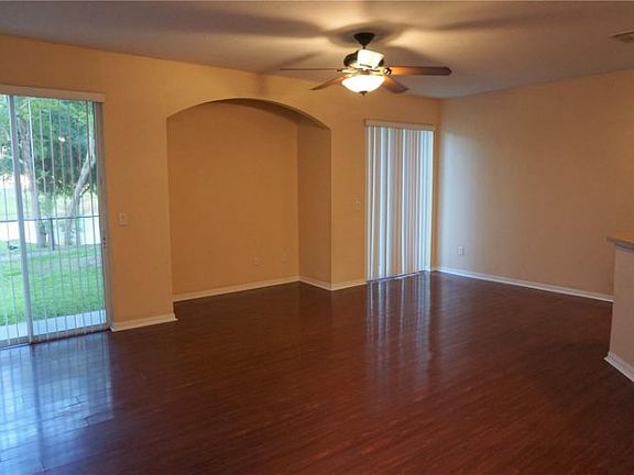 2nd image of 2321 Pine Oak Trl