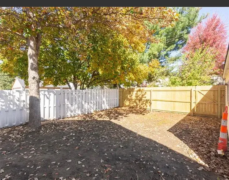 3751 Robert Ave — Photo 9