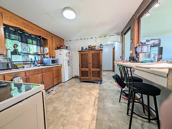 4th image of 309 N Blackmore St