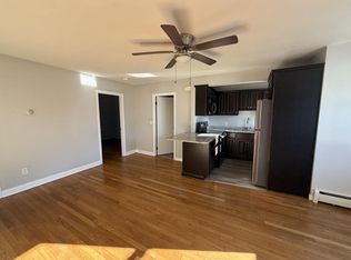 39 Beacon St, Fall River, MA 02721