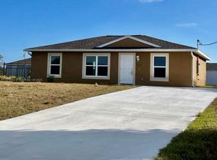 7044 Beaver Cir, Labelle, FL 33935