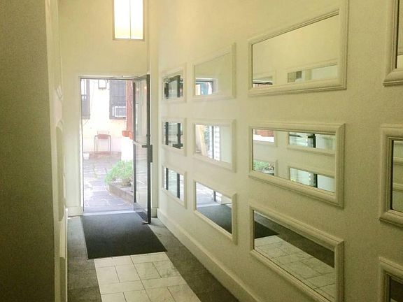4th image of 240 E 30th St #4R