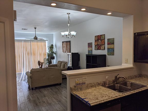 3rd image of 2810 Serenidad Dr