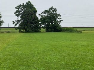8429 Hermitage Dr, Chalmette, LA 70043