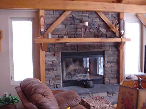 2 fireplaces
