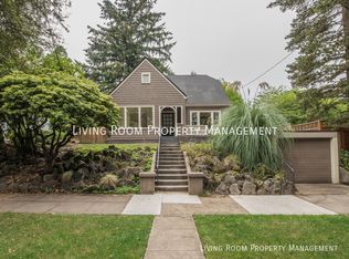 1417 NE Stanton St, Portland, OR 97212