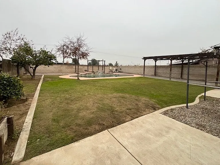 11515 Presidential Rd — Photo 16