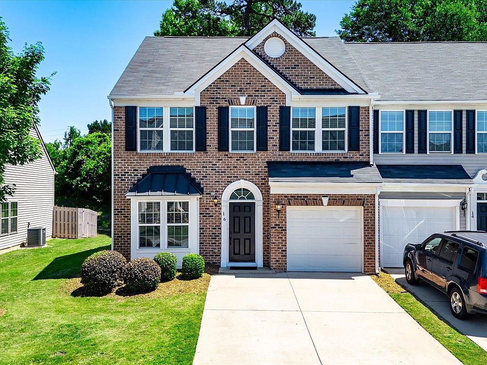 1st image of 16 Fairchild Way