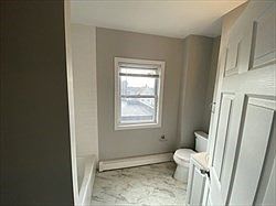 3rd image of 9 Parker St