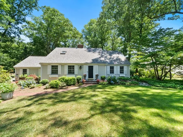 55 Fox Run Rd, South Hamilton, MA 01982