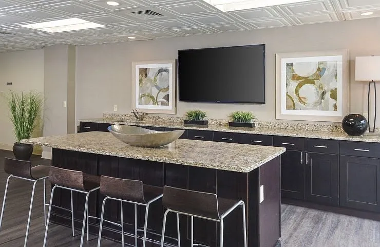 Resident Lounge Bar