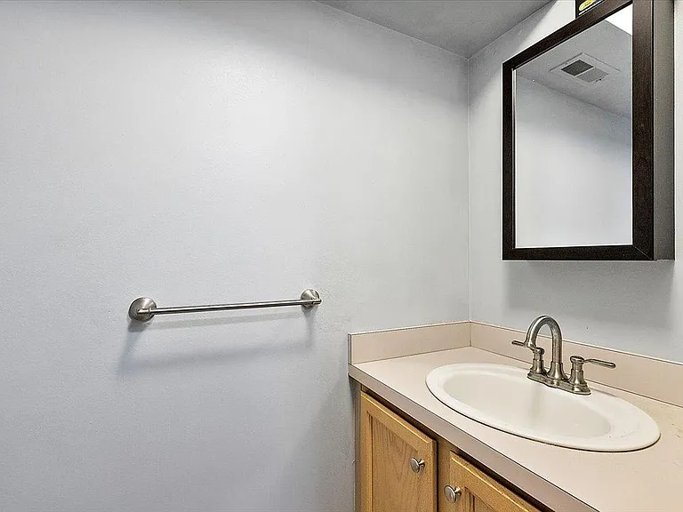 1538 Maryland Club Dr — Photo 14