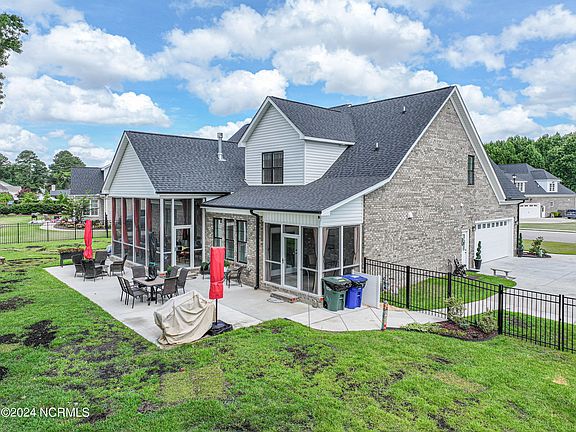 3rd image of 2217 Brook Fields Dr