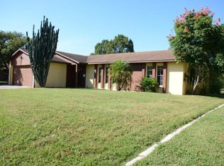 932 Royalton Rd, Orlando, FL 32825