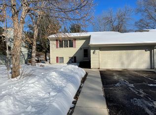 13460 Linwood Forest Cir, Champlin, MN 55316