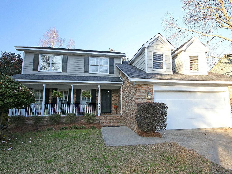 728 Atwood Circle