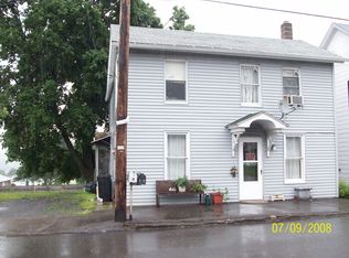 91 N Center St, Ringtown, PA