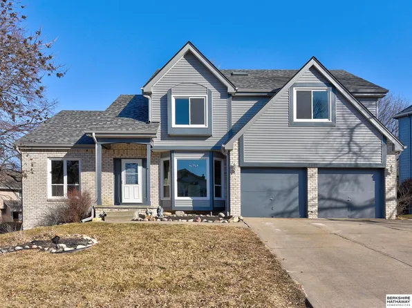 6617 S 107th St, Omaha, NE 68127