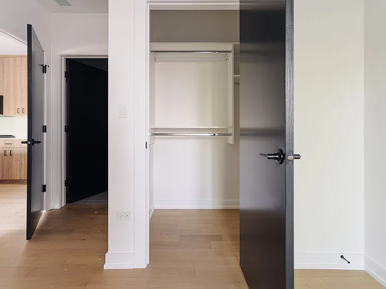 2 Bedroom, 2 Bath (05 Tier)