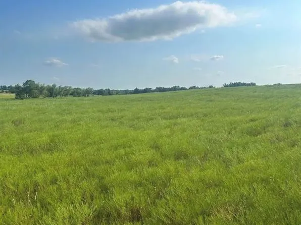 177 1st St, Wellston, OK 74881