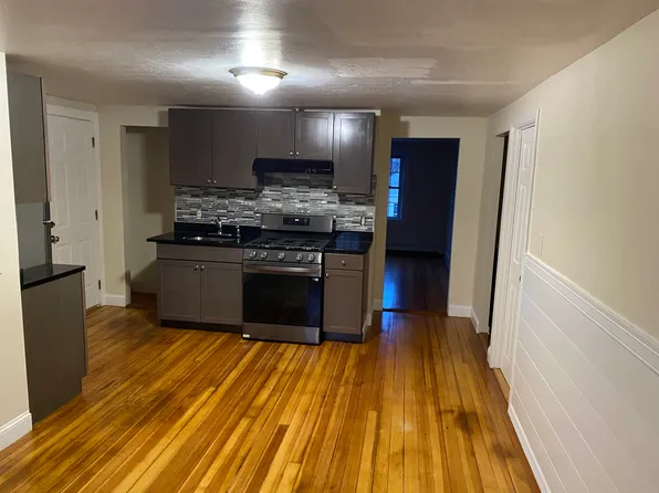 9 Forest Avenue Ct #5, Plymouth, MA 02360