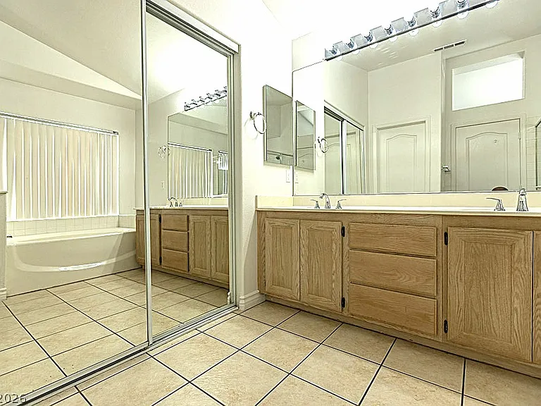 1721 Mill Canyon Dr — Photo 49