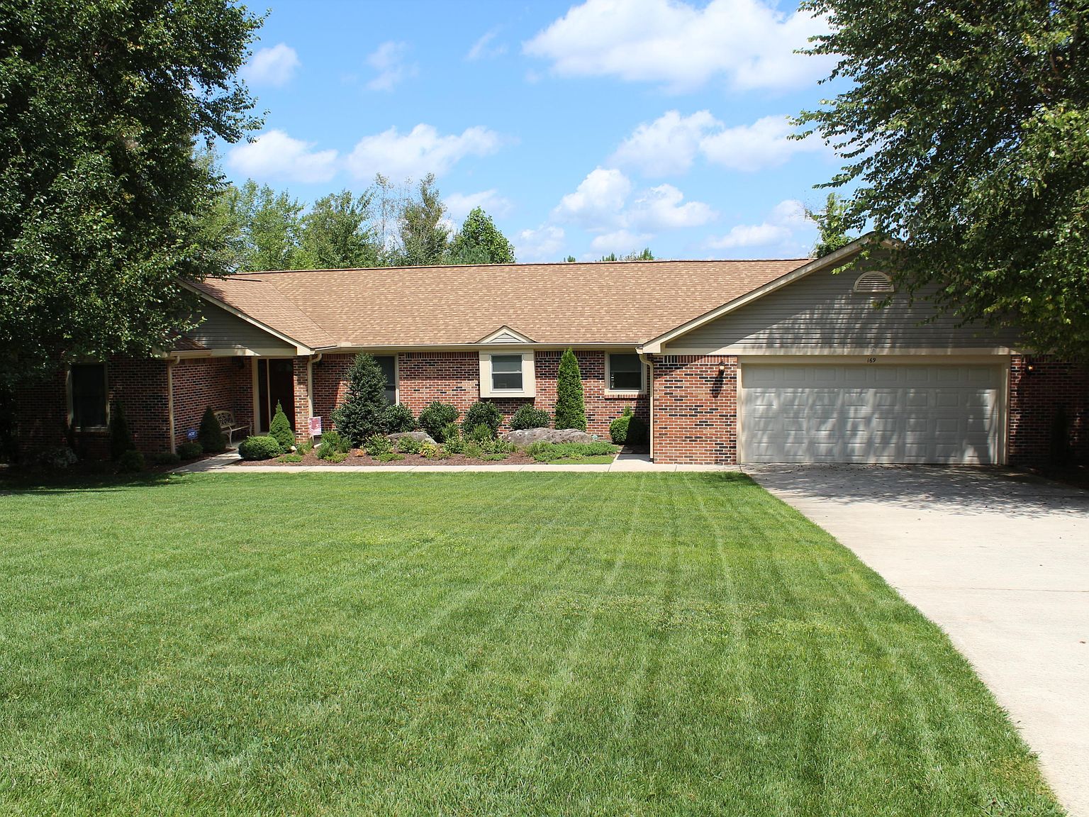 169 Regency Pkwy, Crossville, TN 38555 Zillow