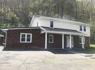 4364 River Front Rd, Lovely, KY 41231