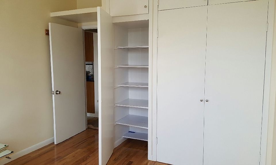 2nd image of 4505 21st St APT 1C