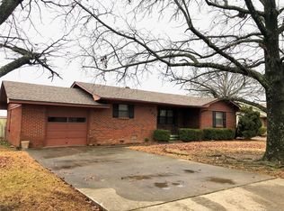 722 Saint Joseph Dr, Ada, OK 74820