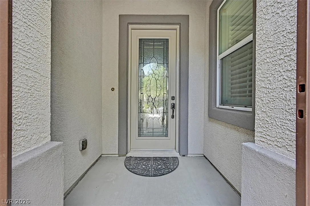 3 bed, 2.5 bath, 2173 sqft, $3,395 — Photo 3