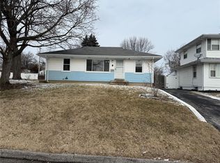 9437 Cote Brilliante Ave, Saint Louis, MO 63114