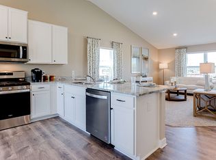 402 Greywood Blvd SW, Delano, MN 55328