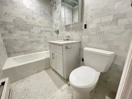 Rented by Silver Line Realty Group NY LLC | media 10