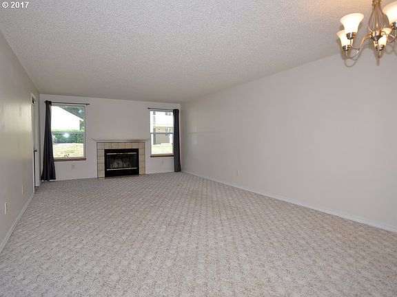 5th image of 13216 NE Salmon Creek Ave #1B