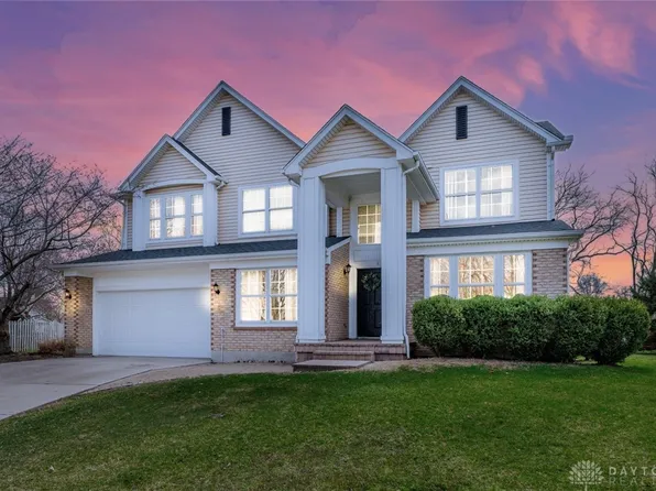 4263 Country Glen Cir, Dayton, OH 45432