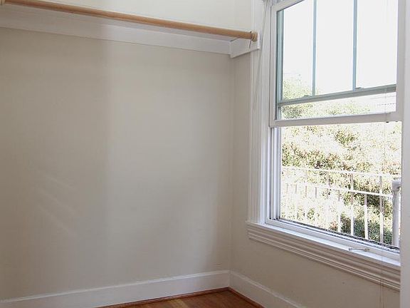 2nd image of 3015 Van Ness Ave APT 10