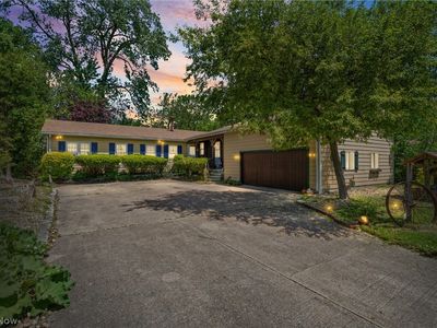 22486 Macbeth Ave, Fairview Park, OH, 44126