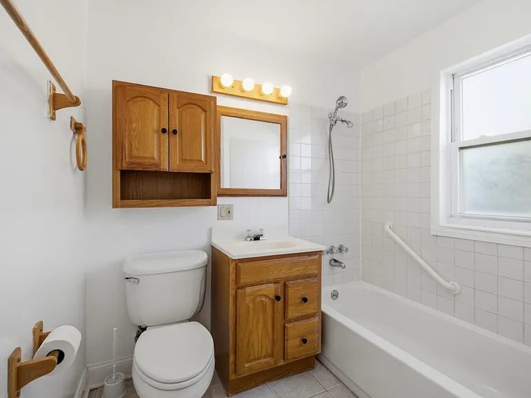 6456 S Lockwood Ave — Photo 14