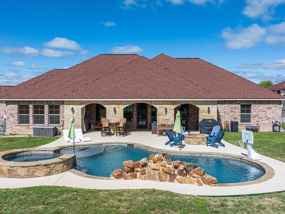 1st image of 120 Trotter Ct